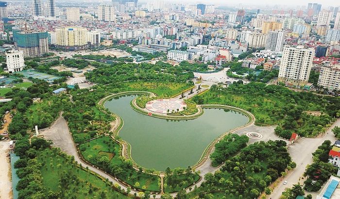  Công viên Cầu Giấy với mảng không gian xanh cho Thành phố.