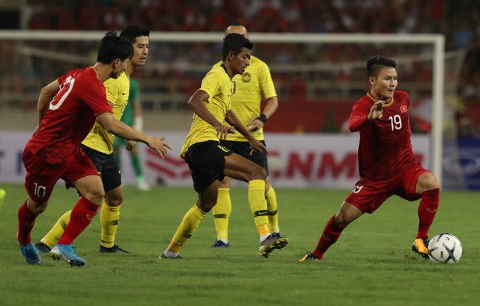 Chiến thắng 1-0 trước Malaysia giúp tuyển Việt Nam vươn lên vị trí thứ 3 ở bảng G vòng loại World Cup 2022 khu vực châu Á với 4 điểm sau 2 lượt trận, bằng Thái Lan nhưng kém về hiệu số (+1 so với +3). Ở lượt trận tiếp theo, thầy trò HLV Park Hang Seo sẽ làm khách trước Indonesia, vào ngày 15/10.