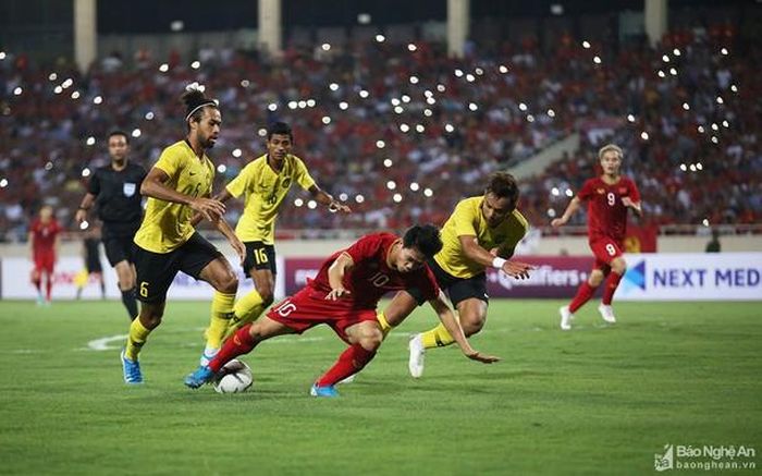 Theo thời gian, càng đá Công Phượng càng có dấu hiệu đi xuống. Ảnh tư liệu: Trung Kiên