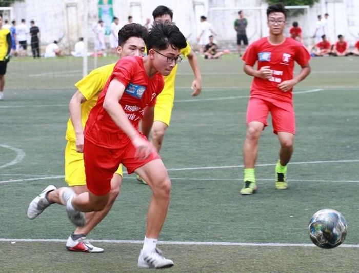  Bảng C: THPT Phúc Lợi 2-2 THPT Chu Văn An 