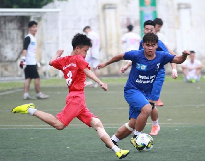  Bảng H: THPT Nguyễn Du 0-0 THPT Trần Nhân Tông 
