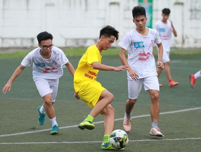  Bảng P: THPT Thượng Cát 0-0 THPT Ngô Gia Tự (H.Đông) 