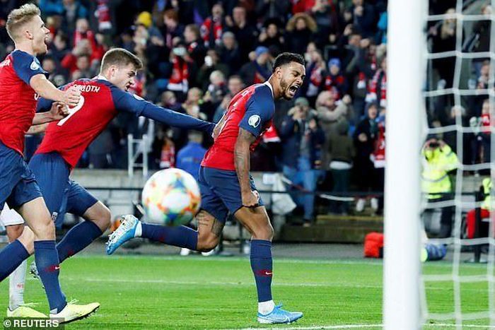 Tây Ban Nha chưa thể giành vé dự VCK EURO 2020 sớm khi để gỡ hòa ở cuối trận