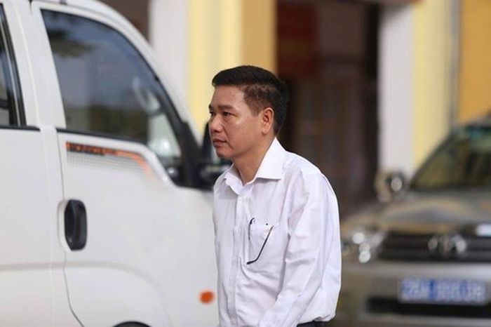  Bị cáo Trần Xuân Yến, nguyên Phó Giám đốc Sở GD&amp;ĐT tỉnh Sơn La