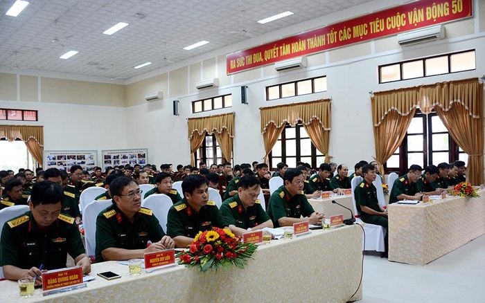  Các đại biểu dự hội nghị.