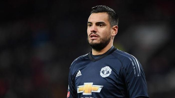 Sergio Romero là sự lựa chọn thay thế De Gea