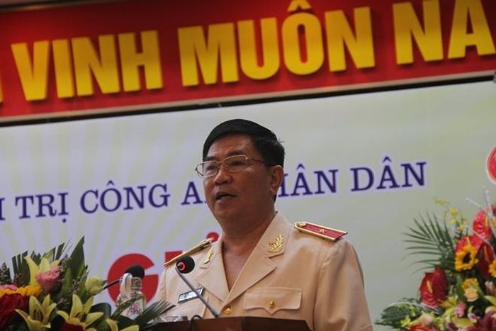 Thiếu tướng Trần Vi Dân, Giám đốc Học viện Chính trị CAND đọc diễn văn khai giảng