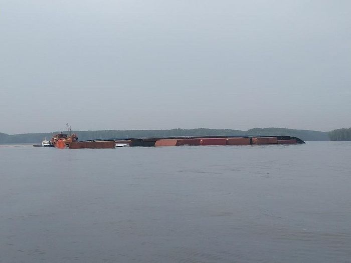 Hiện trường tàu SUNINTEGRITY chìm trên sông Lòng Tàu (huyện Cần Giờ, TP Hồ Chí Minh) vào sáng 19/10. Ảnh: An toàn giao thông.