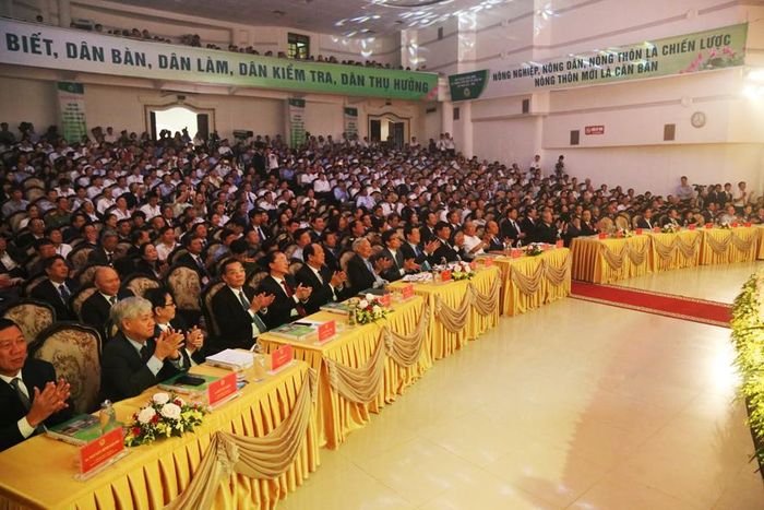 Các đại biểu dự hội nghị.