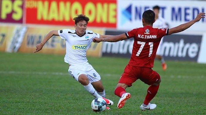 HAGL của Minh Vương đã thoát hiểm khi đánh bại TP.HCM 2-1 vòng 25. Ảnh: VPF