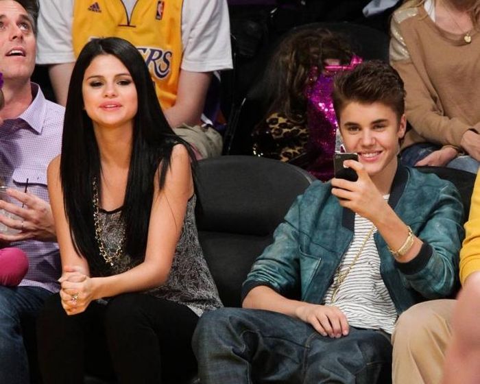 Selena Gomez và Justin Bieber hồi mới hẹn hò