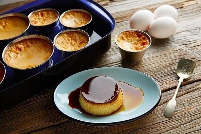 Cách làm bánh flan đơn giản tại nhà (Ảnh: Cet)