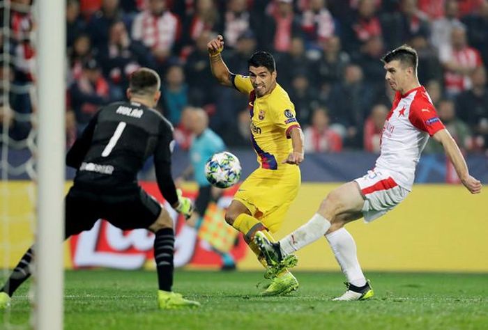 Suarez vẫn chưa thể giải cơn khát bàn thắng trên sân khách tại Champions League kéo dài từ năm 2015.