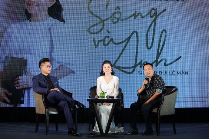 Từ trái qua: Đạo diễn Anh Quân, ca sĩ Bùi Lê Mận và nhà báo Ngô Bá Lục