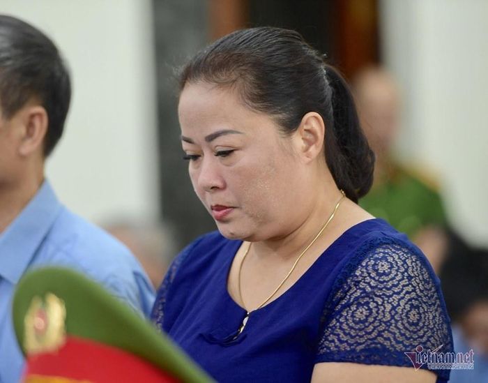 Nguyễn Thị Dung nhận 2 năm tù giam