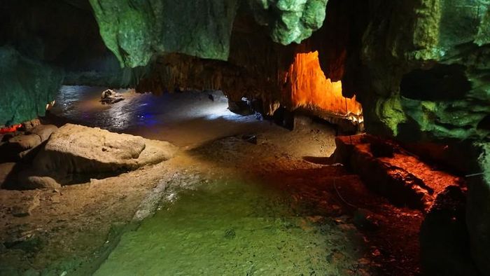 Bức tranh sơn thủy hữu tình