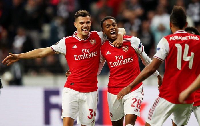  Arsenal vừa mới có được chiến thắng nhọc nhằn ở Europa League.