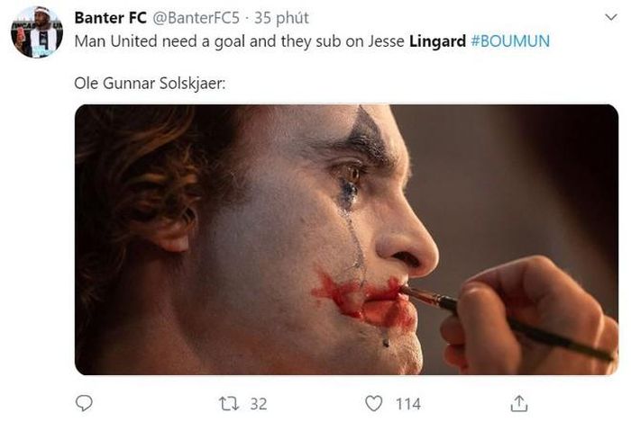 "Man Utd cần bàn thắng và Solskjaer tung Lingard vào sân. Thật hài hước", nickname Banter FC lên tiếng.