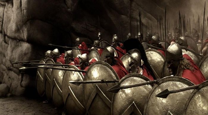 Theo đó, chiến binh Sparta kiên cường chiến đấu chống lại 1 vạn quân Ba Tư trong suốt 3 ngày. Sau cùng, lực lượng Sparta thất bại và bị tiêu diệt hoàn toàn.