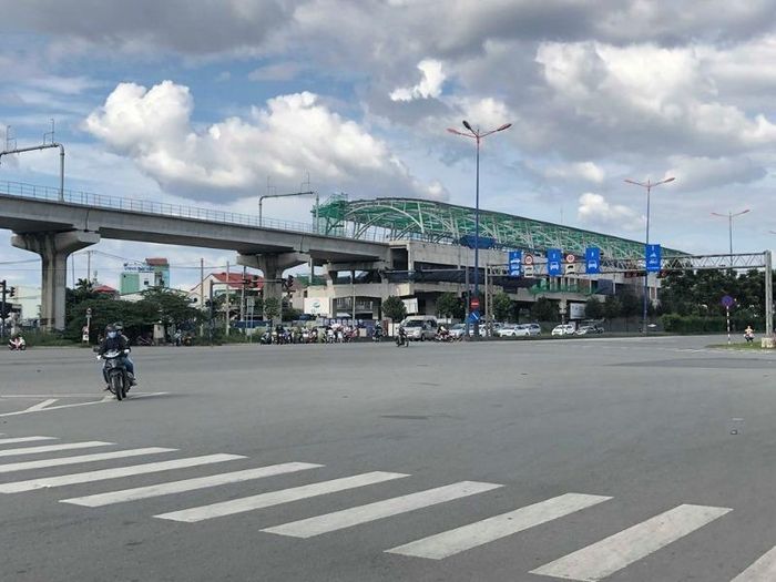 Khu vực này sắp giảm kẹt xe do thông nút giao thông ĐH Quốc gia hoàn thành. Ảnh: ĐT