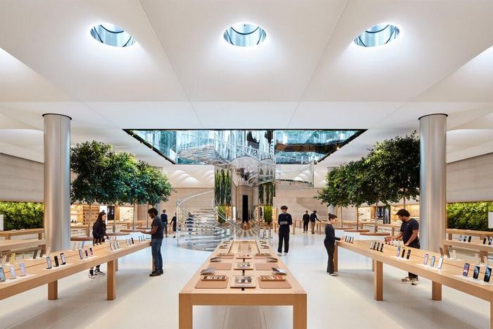 Apple luôn cố gắng "phù phép" cho những sản phẩm của hãng trở nên hấp dẫn hơn trong mắt người dùng. Ảnh: PhoneArena.