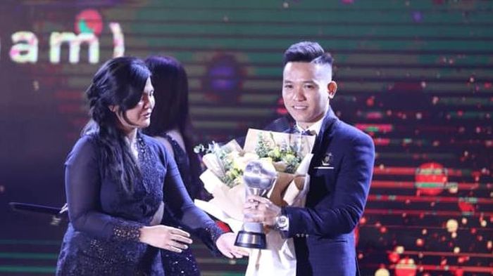 ảnh Hoàng Linh