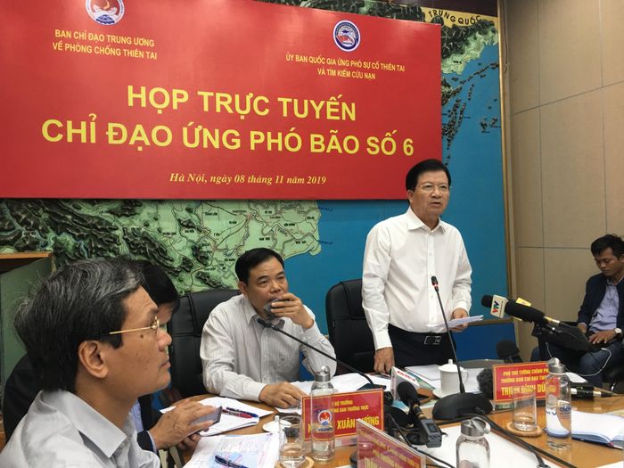 Nhận định đây là bão mạnh, Phó Thủ tướng Trịnh Đình Dũng yêu cầu các thành viên Ban chỉ đạo tập trung triển khai ứng phó