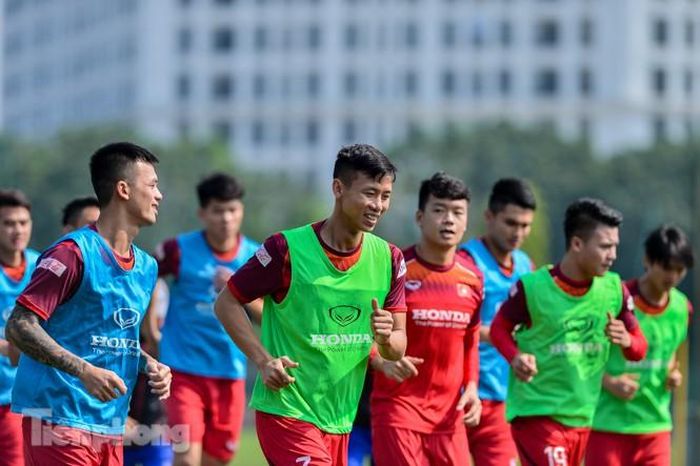  Đây là lần đầu tiên tuyển Việt Nam tập vào buổi sáng trong đợt tập trung lần này.