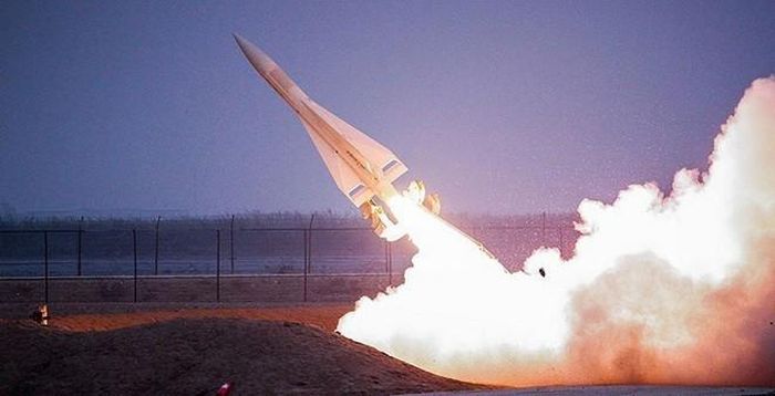  Tên lửa Iran có tầm bắn trong khoảng 40 - 45 km, vận tốc Mach 2,4, thông số trên tương đồng với Hawk nhưng Iran đã công bố giai đoạn 2 của chương trình nhằm kéo dài tầm bắn của tên lửa lên trên 60 km 