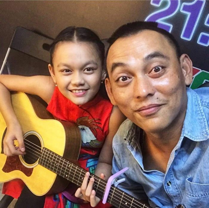 "Sao nhí" và cha, nhạc sỹ Yên Lam
