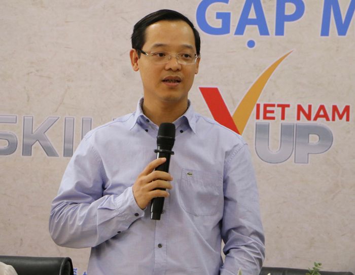  Phó tổng cục trưởng Tổng cục Giáo dục nghề nghiệp Trương Anh Dũng thông tin về diễn đàn.