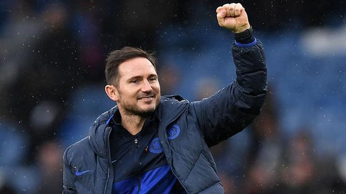 Top 4 hay mơ vô địch đây, Lampard?