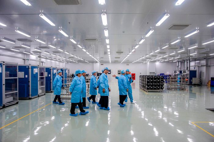 Viện Kỷ lục Việt Nam đã thiết lập hồ sơ đề xuất kỷ lục: Nhà máy sản xuất sợi thủy tinh dùng cho thông tin quang đầu tiên của Việt Nam.