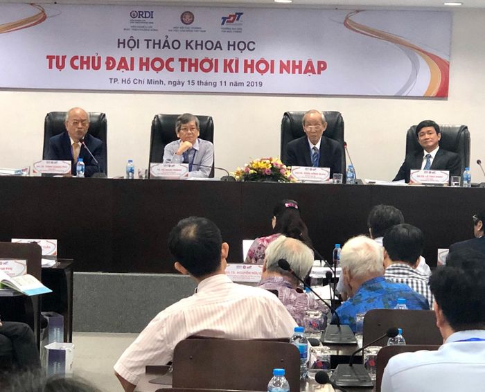 Ban chủ tọa hội thảo nhận được rất nhiều ý kiến trao đổi