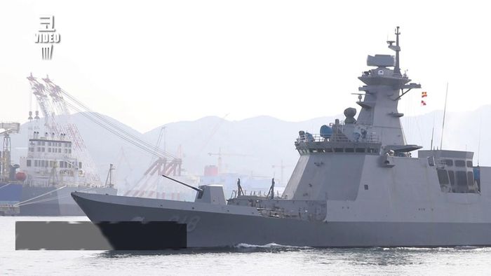 Tổng cộng, Hải quân Hàn Quốc dự kiến sẽ đóng mới 8 tàu khinh hạm lớp Daegu loại này. Trong tương lai, rất có khả năng các khinh hạm lớp Daegu này sẽ được Hàn Quốc sử dụng để thay thế cho toàn bộ 6 khinh hạm lớp Ulsan còn lại đang phục vụ trong biên chế lực lượng này. Nguồn ảnh: Chosul.