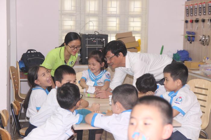 Học sinh hứng thú với tiết học trải nghiệm
