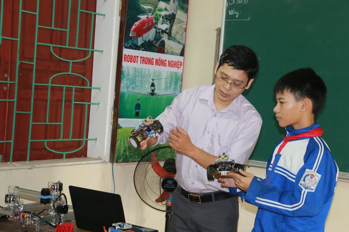 Giờ học STEM của học sinh Trường THCS Võ Liệt, Thanh Chương