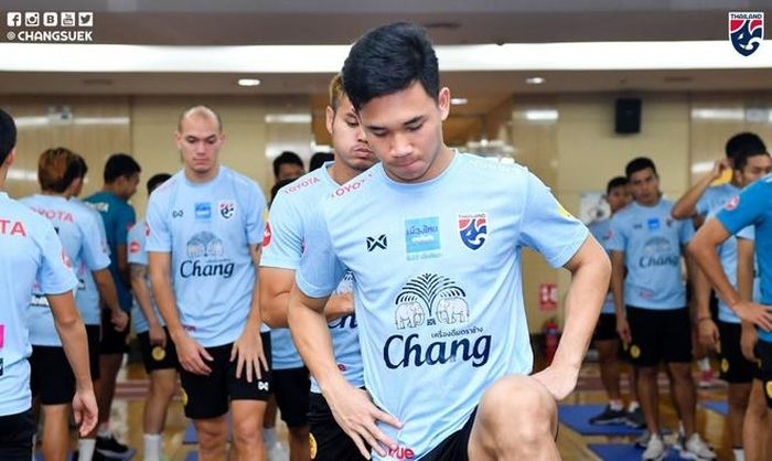 Ngày 17/11, "Voi chiến" mới bắt đầu tập luyện trên sân cỏ. Ngày 18/11, đội khách sẽ có buổi tập làm quen với sân vận động Mỹ Đình.