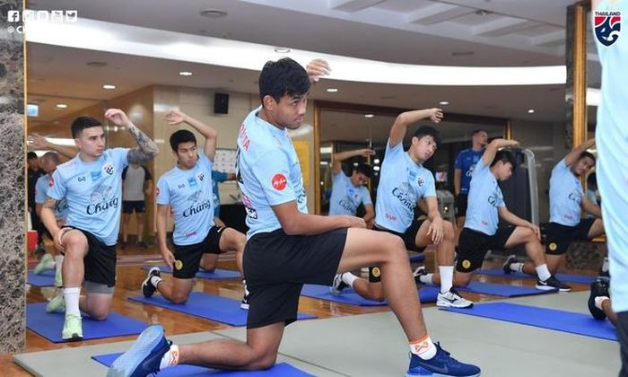 Teerrasil Dangda khá hiểu Đặng Văn Lâm. Tại vòng loại World Cup, tiền đạo sinh năm 1988 đã ghi một bàn, đó là pha lập công giúp Thái Lan đánh bại UAE 2-1.