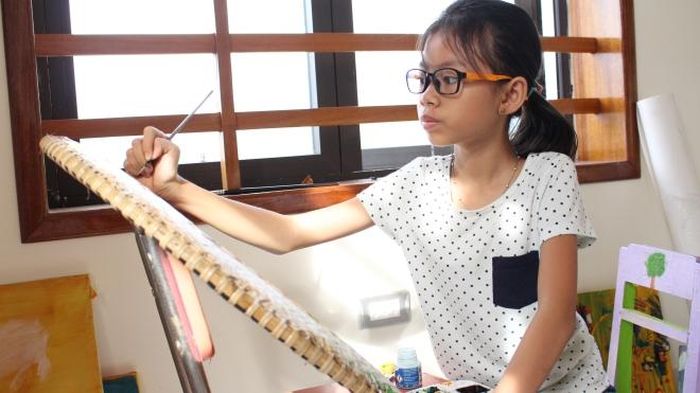 Nhím vẽ tranh