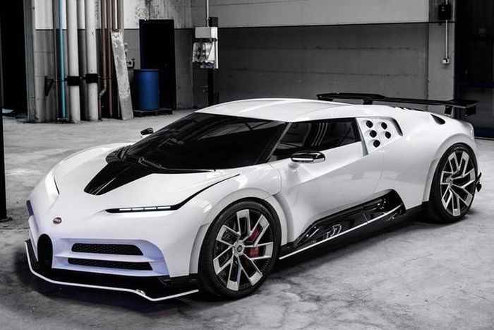 Siêu xe Centodieci - 9 triệu USD. 