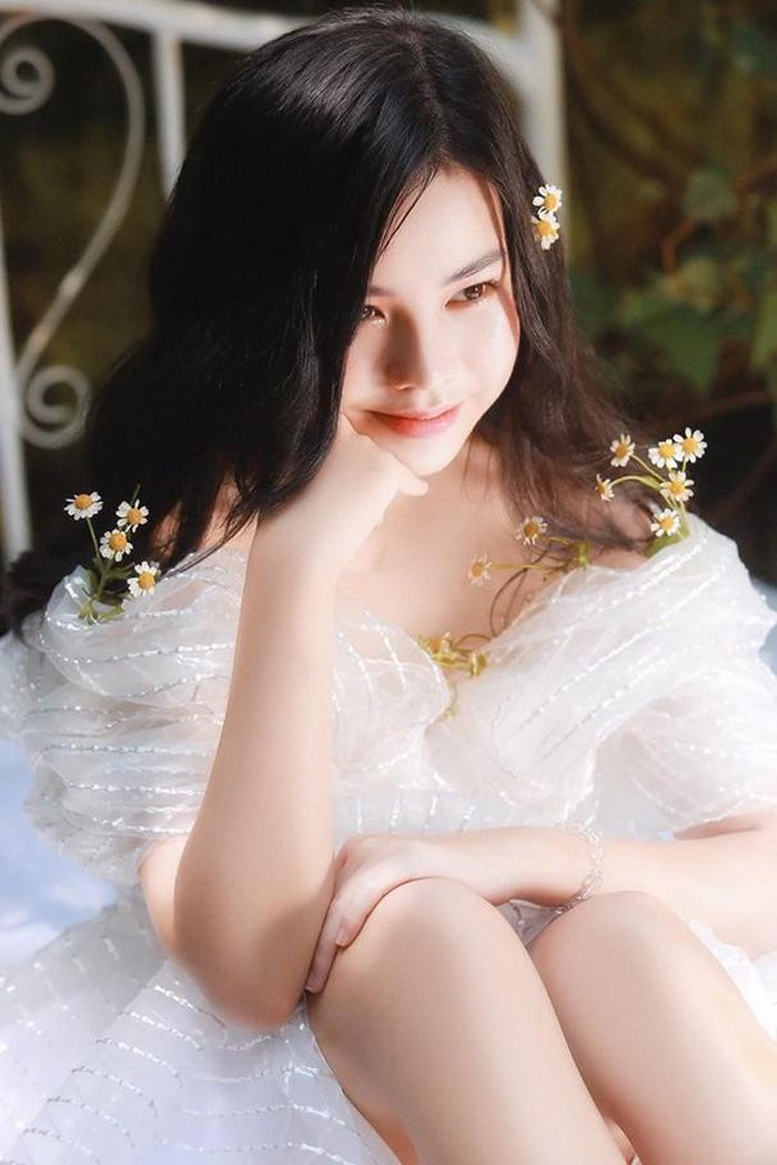 Gần nửa năm sau khi gây ồn ào cho công chúng, Nguyễn Phương Trà My trở lại với cuộc sống đời thường. Cô bé vẫn chưa nhận thêm bất cứ vai diễn nào.