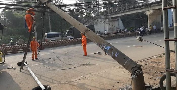Hiện trường vụ tai nạn (ảnh: Nlđ).