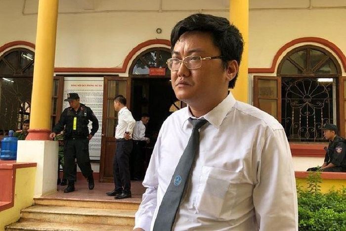 Luật sư Hoàng Tùng, Trưởng Văn phòng Luật sư Trung Hòa. 