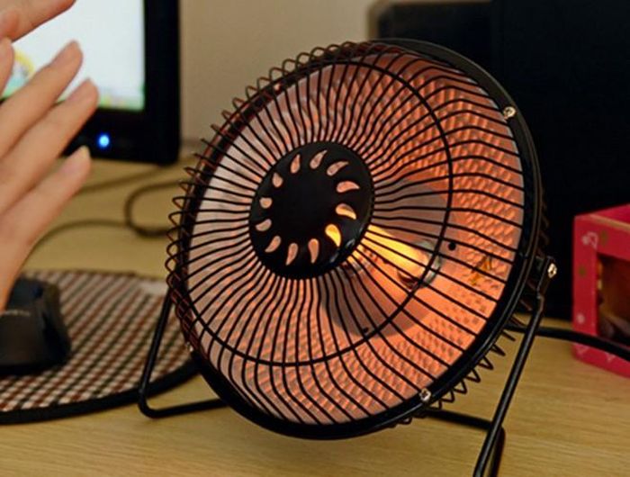  Việc sử dụng các thiết bị điện như quạt sưởi, lò sưởi, chăn điện… cần tuân thủ đúng theo các hướng dẫn của thiết bị để tránh gây ra những hậu quả không mong muốn 