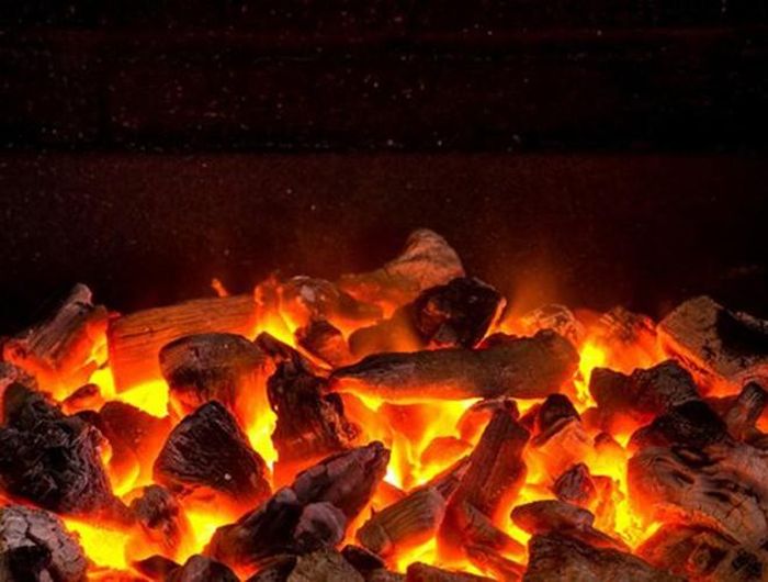  Kết quả xét nghiệm tại Trung tâm Y tế huyện Kon Plông (tỉnh Kon Tum) cho thấy, các bệnh nhân có chỉ số oxy trong máu thấp, nồng độ khí CO cao. Do sức khỏe yếu nên chị Trang đã tử vong tại trung tâm 