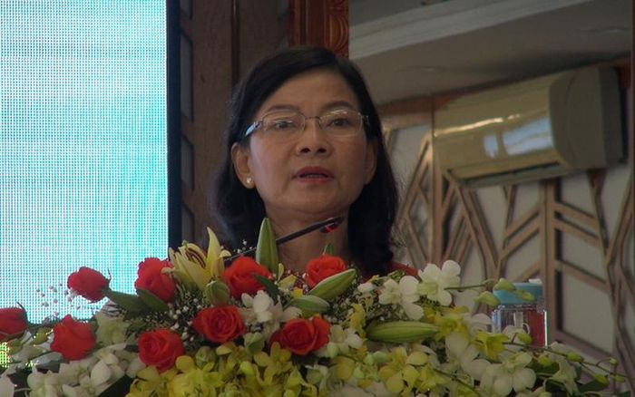  Bà Lâm Thị Sang - Phó Chủ tịch UBND tỉnh phát biểu tại buổi tọa đàm.
