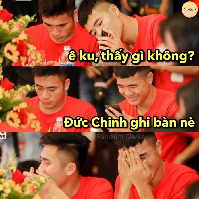 Cầu thủ U22 Việt Nam Hà Đức Chinh chính là cái tên được người hâm mộ bóng đá cả nước nhắc đến nhiều nhất hôm nay. Không thể phủ nhận, từ khi thay đổi kiểu tóc sao cho thật phong thủy, tiền đạo sinh năm 1997 có phong độ thi đấu đẳng cấp hơn hẳn.