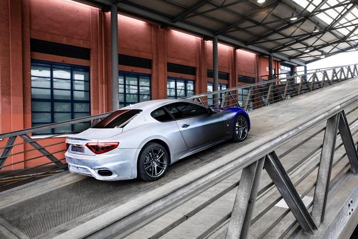 GranTurismo là mẫu xe xây dựng lại thương hiệu Maserati trên thị trường sau một thời gian dài trầm lắng. Tuy nhiên, mẫu xe này ngày càng ế ẩm, mặc dù được ra mắt phiên bản facelift vào năm 2017. Do đó, Maserati xác nhận sẽ dừng sản xuất mẫu GranTurismo và GranCabrio.