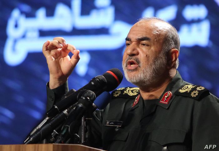 Lãnh đạo lực lượng Vệ binh Cách mạng Hồi giáo Iran (IRGC) Hossein Salami vừa lên tiếng đe dọa sẽ xóa sổ Mỹ, Israel và Saudi Arabia nếu các nước này vượt qua "những lằn ranh đỏ" do Tehran đặt ra